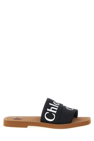 Сандалии «Вуди» Черные CHLOÉ CHC22U188Z3001 Сандалии «Вуди» Черные CHLOÉ CHC22U188Z3001