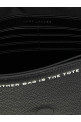 Сумка через плече «Trompe LMARC JACOBS 'Oeil Leather Mini» Чорна 2F5SMN003S01002 Сумка через плече «Trompe LMARC JACOBS 'Oeil Leather Mini» Чорна 2F5SMN003S01002