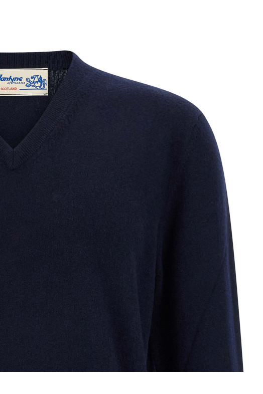 V-neck sweater Blue V-neck sweater Blue