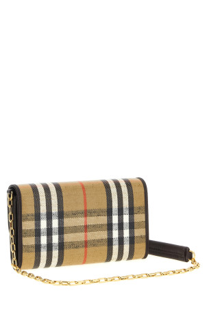 'Highlands' wallet on chain Multicolor