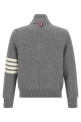 Свитер с полузастежкой-молнией 4BAR Серый THOM BROWNE MKA567AY1029055 Свитер с полузастежкой-молнией 4BAR Серый THOM BROWNE MKA567AY1029055