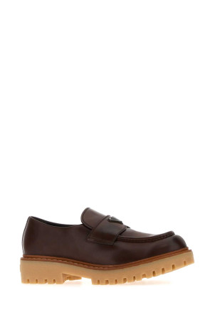 Кожаные мокасины коричневого цвета PRADA (2DE151FG000070) Кожаные мокасины коричневого цвета PRADA (2DE151FG000070)