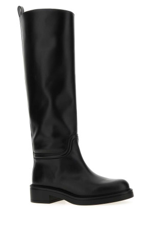 Чорні шкіряні чоботи Celia Чорні STUART WEITZMAN (SM312) Чорні шкіряні чоботи Celia Чорні STUART WEITZMAN (SM312)