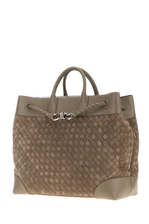 Большая дорожная сумка Andiamo Voyager серого цвета BOTTEGA VENETA (827066V1QE5) Большая дорожная сумка Andiamo Voyager серого цвета BOTTEGA VENETA (827066V1QE5)