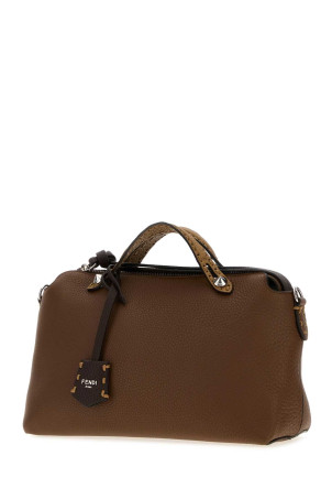 Кожаная сумка среднего размера By The Way FENDI (8BL155AV1J)