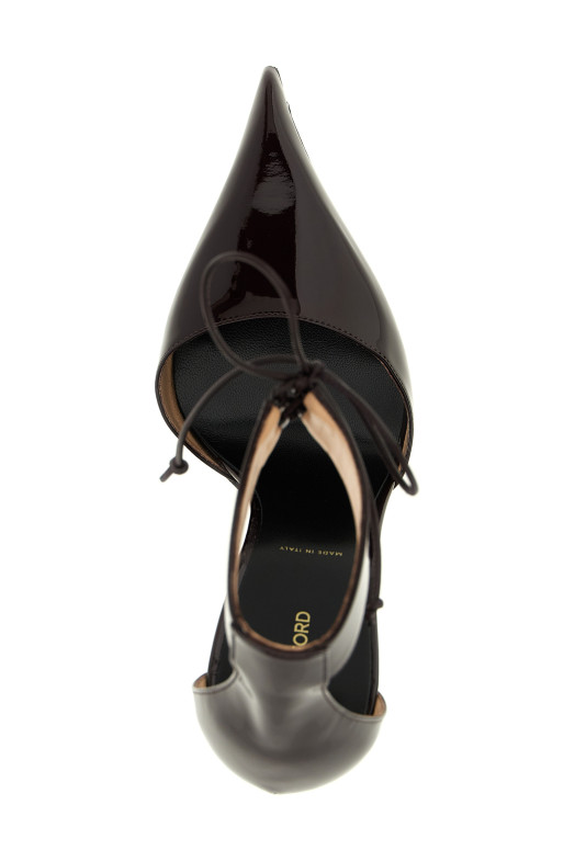 Patent leather pumps Bordeaux