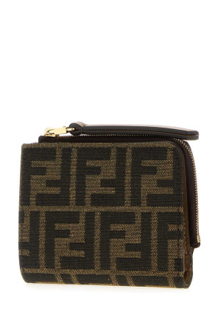 Вишитий полотняний гаманець FENDI (8M0519A98P) Вишитий полотняний гаманець FENDI (8M0519A98P)