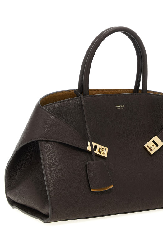'Hug M' handbag Brown 'Hug M' handbag Brown
