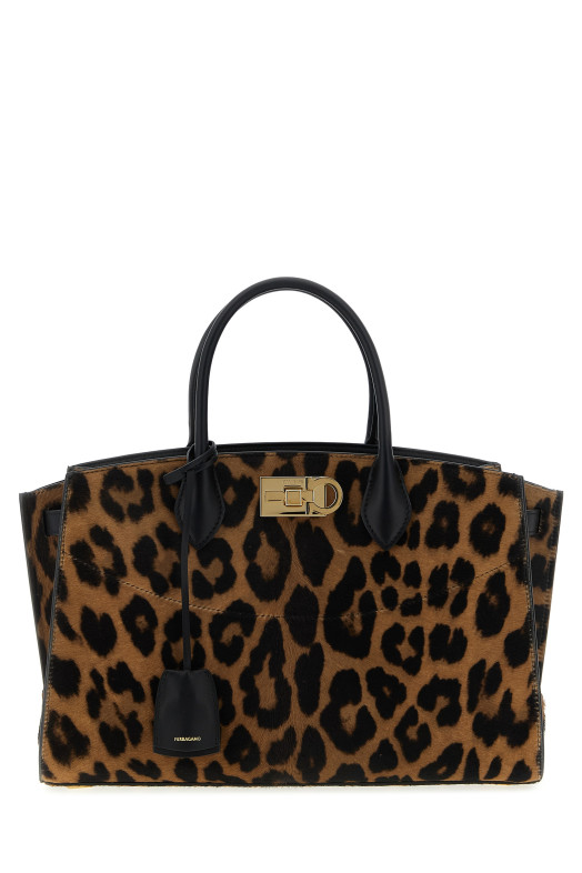 'New Ferragamo Studio Soft (L)' handbag Brown 'New Ferragamo Studio Soft (L)' handbag Brown