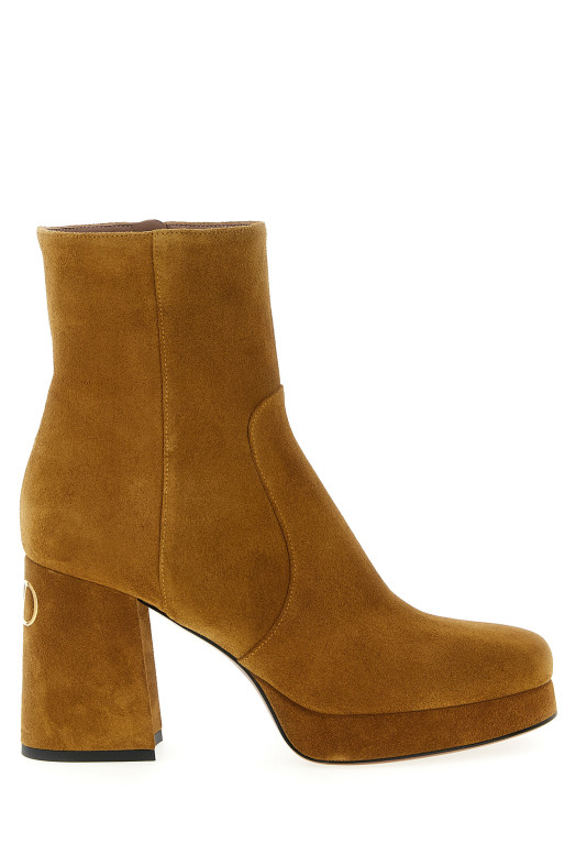 Valentino Garavani 'Fawcette' ankle boots Beige