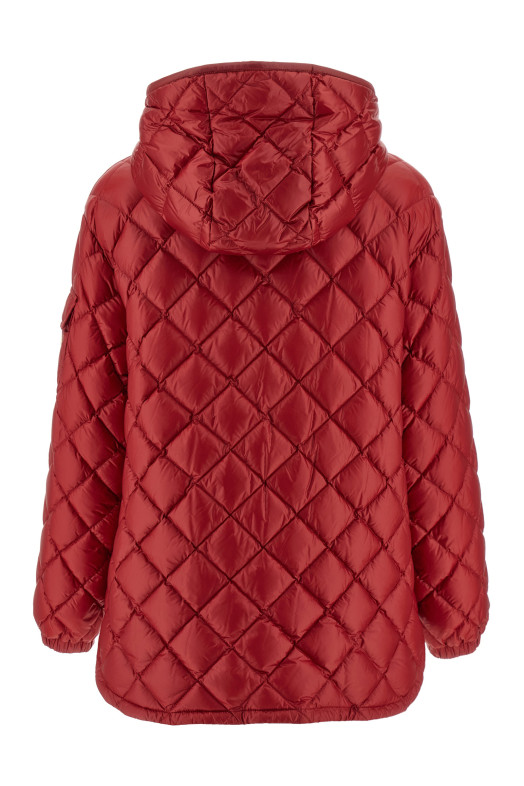 Діамантова стьобана пухова куртка Червона MONCLER K20932F00013595ZZ46C Діамантова стьобана пухова куртка Червона MONCLER K20932F00013595ZZ46C