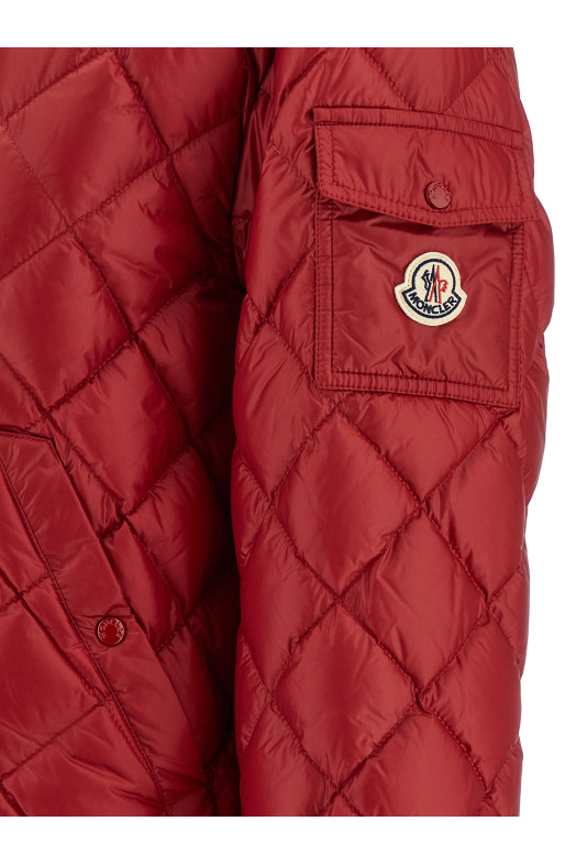 Діамантова стьобана пухова куртка Червона MONCLER K20932F00013595ZZ46C Діамантова стьобана пухова куртка Червона MONCLER K20932F00013595ZZ46C