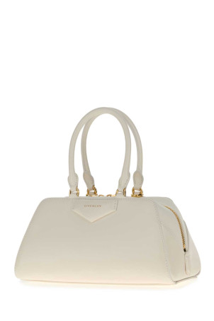 Белая кожаная маленькая сумочка Antigona GIVENCHY (BB5130B2AQ)