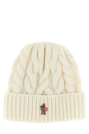Плетена вовняна шапка Біла MONCLER GRENOBLE K20983B00013M1172034 Плетена вовняна шапка Біла MONCLER GRENOBLE K20983B00013M1172034
