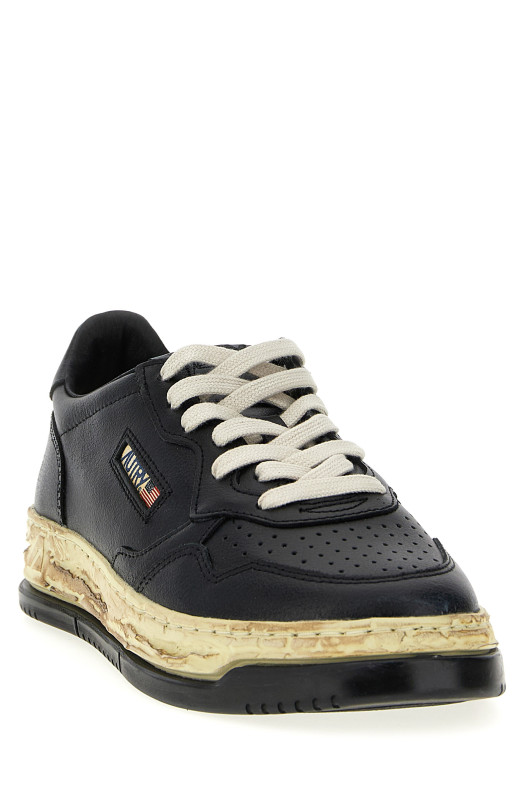Autry x Maison Mihara Yasuhiro sneakers Black Autry x Maison Mihara Yasuhiro sneakers Black