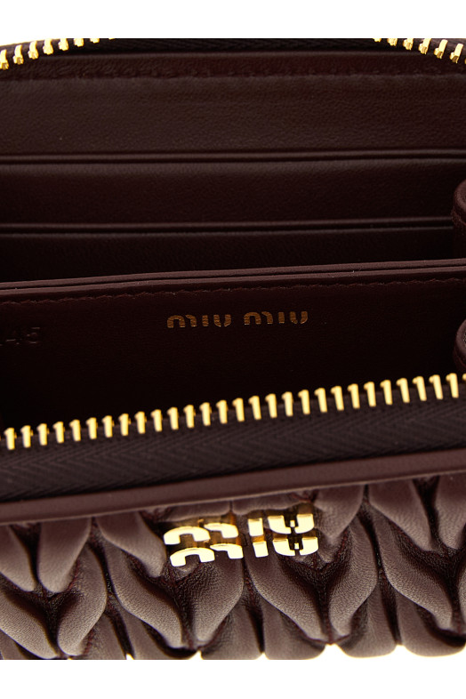 Маленький гаманець з мателасеної шкіри наппа бордового кольору MIU MIU 5MM268AFPPF0007 Маленький гаманець з мателасеної шкіри наппа бордового кольору MIU MIU 5MM268AFPPF0007