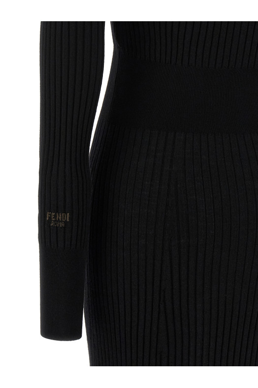 'Essential' dress Black