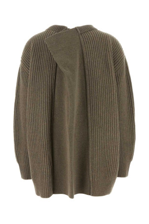 Свитер оверсайз из смешанной шерсти цвета капучино MM6 MAISON MARGIELA (S62HL0042M13193) Свитер оверсайз из смешанной шерсти цвета капучино MM6 MAISON MARGIELA (S62HL0042M13193)