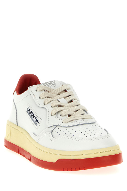 Кросівки Autry x Maison Kitsuné «Medalist Low» Червоні AULWMK02 Кросівки Autry x Maison Kitsuné «Medalist Low» Червоні AULWMK02
