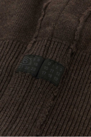 Темно-коричнева балаклава з вовняної суміші MM6 MAISON MARGIELA (S62TB0005M13187) Темно-коричнева балаклава з вовняної суміші MM6 MAISON MARGIELA (S62TB0005M13187)