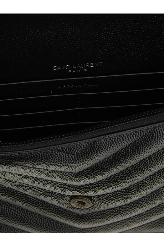 'Envelope' wallet on chain Black