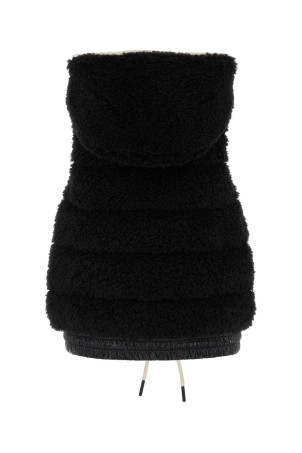 Чорна безрукавка з плюшевої тканини Чорна MONCLER GRENOBLE (K20988G00014899A9) Чорна безрукавка з плюшевої тканини Чорна MONCLER GRENOBLE (K20988G00014899A9)