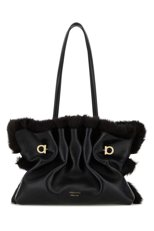 Black leather shoulder bag SALVATORE FERRAGAMO (21A446787848) Black leather shoulder bag SALVATORE FERRAGAMO (21A446787848)