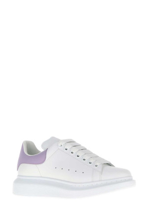 White leather sneakers with lilac leather heel ALEXANDER MCQUEEN (553770WIAIK) White leather sneakers with lilac leather heel ALEXANDER MCQUEEN (553770WIAIK)