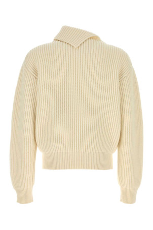 Свитер из шерсти цвета слоновой кости JIL SANDER (J21GP0183J14809) Свитер из шерсти цвета слоновой кости JIL SANDER (J21GP0183J14809)