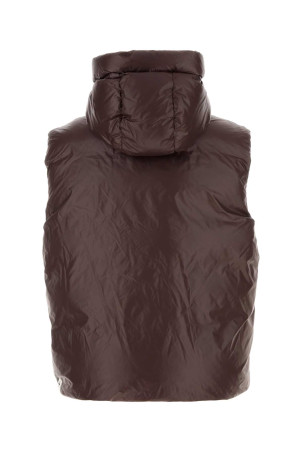 Коричнева нейлонова безрукавка з пухом Brown JIL SANDER (J47AF0161J70007) Коричнева нейлонова безрукавка з пухом Brown JIL SANDER (J47AF0161J70007)