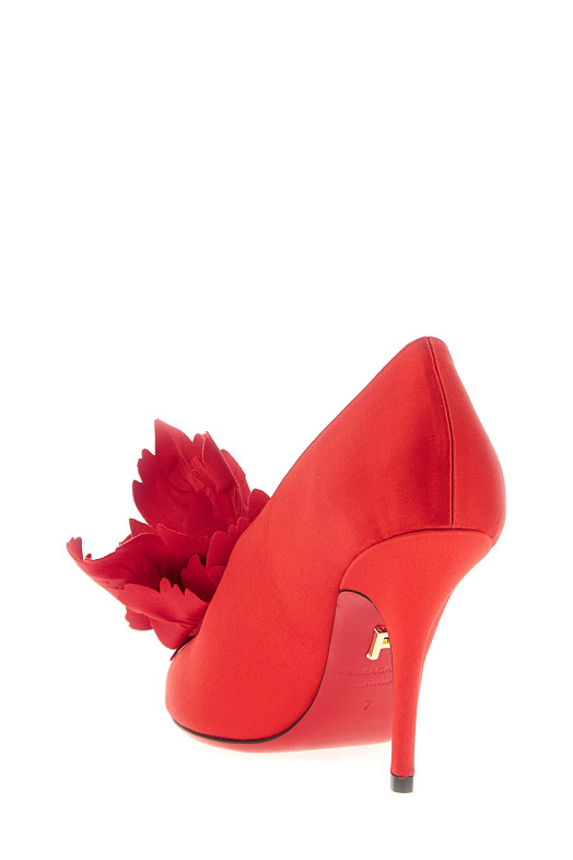 'Galia' pumps Red