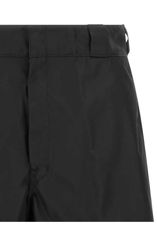 Бермуды Re-Nylon черные PRADA SPG32SWMO1WQ8F0002