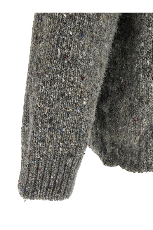 Wool sweater Gray
