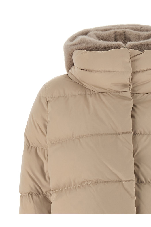 'A-Shape Resort' down jacket Beige