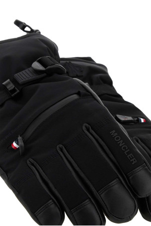 Black stretch nylon gloves Black MONCLER GRENOBLE (K20973A00003597S5) Black stretch nylon gloves Black MONCLER GRENOBLE (K20973A00003597S5)