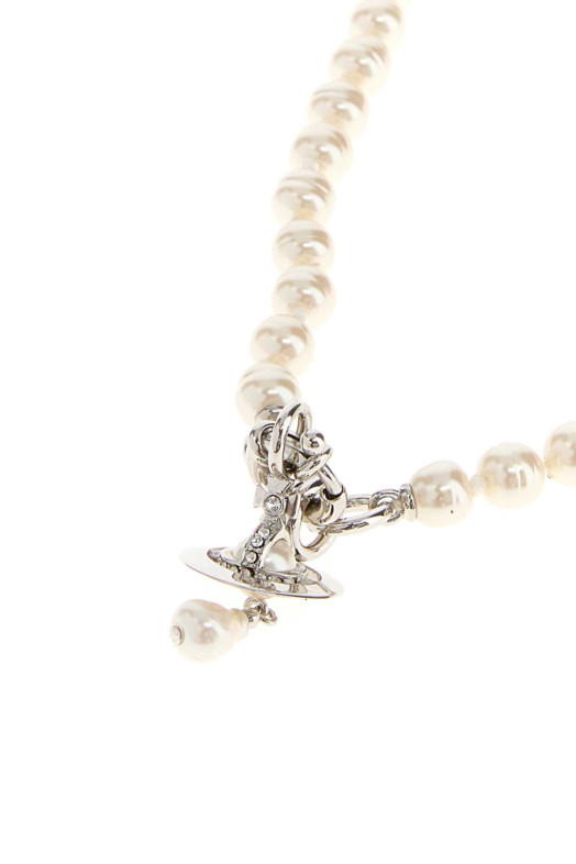 Колье Aleksa с жемчужинами цвета слоновой кости VIVIENNE WESTWOOD (6301013F02P543) Колье Aleksa с жемчужинами цвета слоновой кости VIVIENNE WESTWOOD (6301013F02P543)