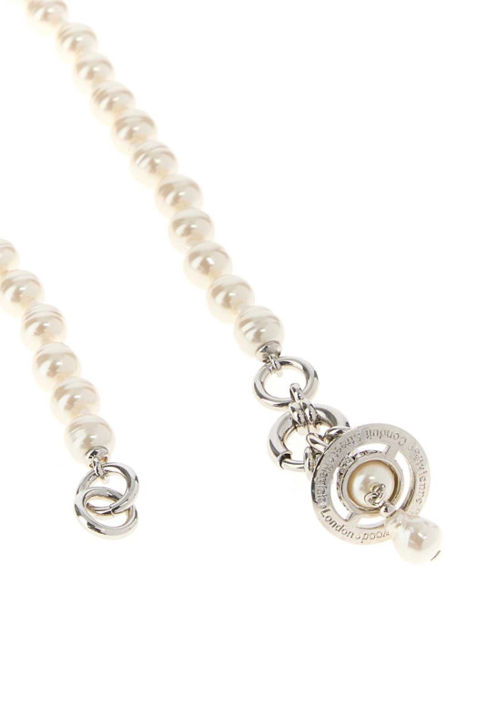 Колье Aleksa с жемчужинами цвета слоновой кости VIVIENNE WESTWOOD (6301013F02P543) Колье Aleksa с жемчужинами цвета слоновой кости VIVIENNE WESTWOOD (6301013F02P543)