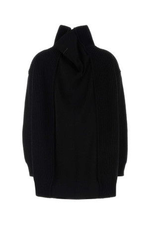 Черный кардиган оверсайз из шерстяной смеси MM6 MAISON MARGIELA (S62AN0158M13192) Черный кардиган оверсайз из шерстяной смеси MM6 MAISON MARGIELA (S62AN0158M13192)