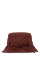 LE BOB GADJO Brown JACQUEMUS (223AC0015035) LE BOB GADJO Brown JACQUEMUS (223AC0015035)