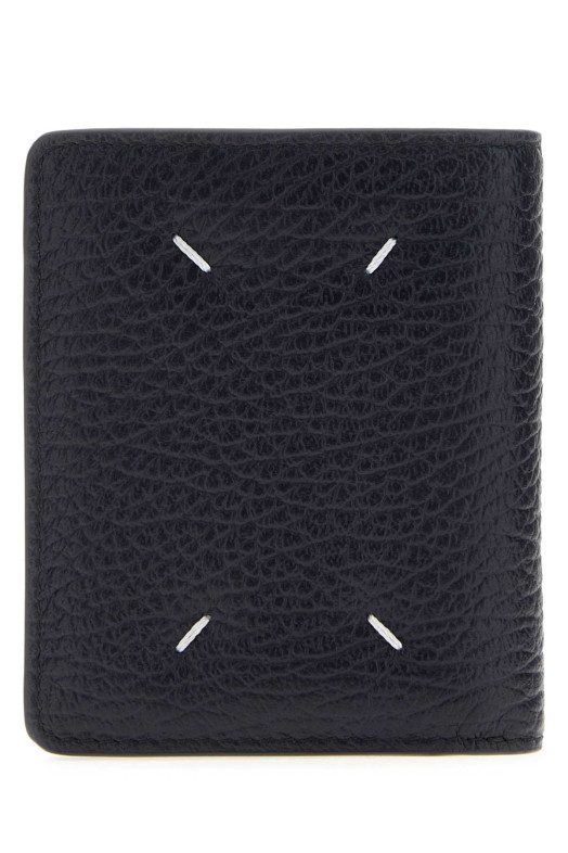 Кожаный кошелек темно-синего цвета MAISON MARGIELA (S56UI0140P4455) Кожаный кошелек темно-синего цвета MAISON MARGIELA (S56UI0140P4455)