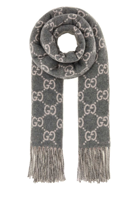 Вышитый кашемировый двусторонний шарф GUCCI (8123173GAC0) Вышитый кашемировый двусторонний шарф GUCCI (8123173GAC0)