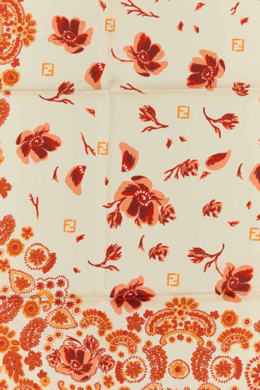 Printed silk FF foulard FENDI (FXT091AV9G)