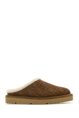 Brown suede slippers FENDI (7D1823ASA1) Brown suede slippers FENDI (7D1823ASA1)