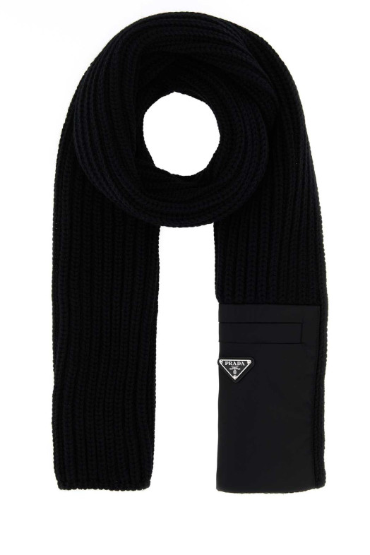 Black wool scarf Black PRADA (2FS1061WTO) Black wool scarf Black PRADA (2FS1061WTO)