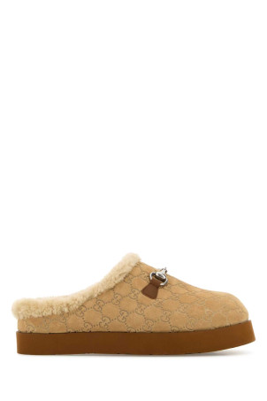 Beige suede slippers GUCCI (831284AAE2A) Beige suede slippers GUCCI (831284AAE2A)