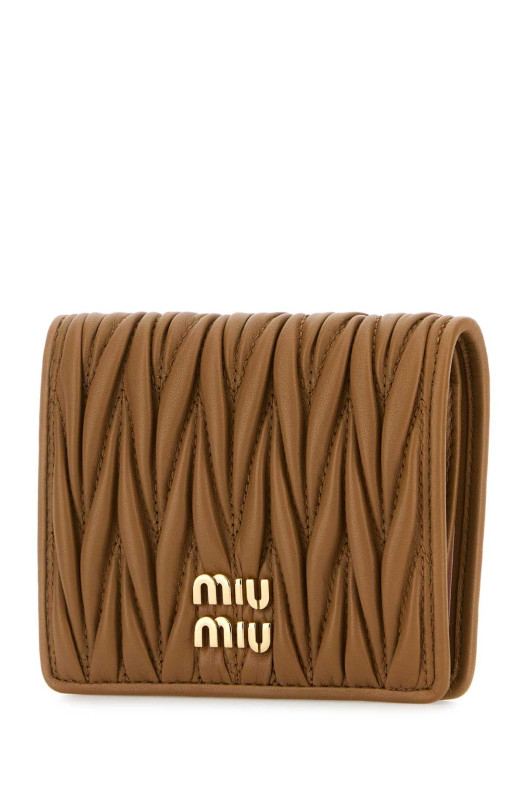 Camel leather wallet MIU MIU (5MV204AFPP) Camel leather wallet MIU MIU (5MV204AFPP)