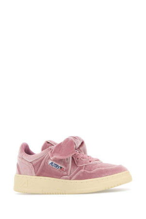 Pink velvet Medalist sneakers AUTRY (AULW) Pink velvet Medalist sneakers AUTRY (AULW)