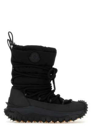 Black Gore-Tex and rubber Trailgrip boots Black MONCLER (K209B4H00030M7235) Black Gore-Tex and rubber Trailgrip boots Black MONCLER (K209B4H00030M7235)