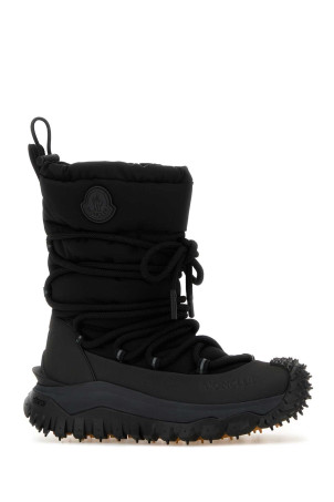 Black Gore-Tex and rubber Trailgrip boots Black MONCLER (K209B4H00030M7235) Black Gore-Tex and rubber Trailgrip boots Black MONCLER (K209B4H00030M7235)
