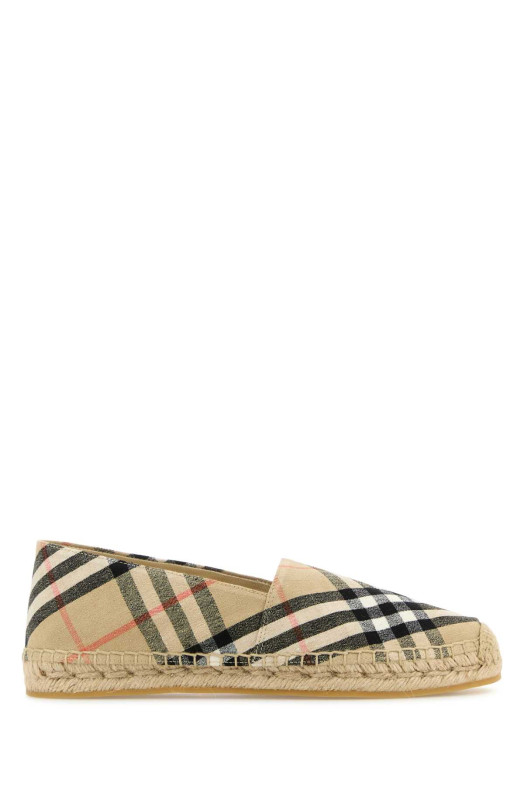 Embroidered canvas espadrilles BURBERRY (8109180) Embroidered canvas espadrilles BURBERRY (8109180)